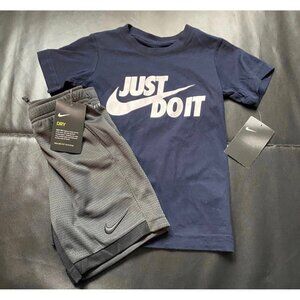 NWT Nike Athletic Set Boys Size 5